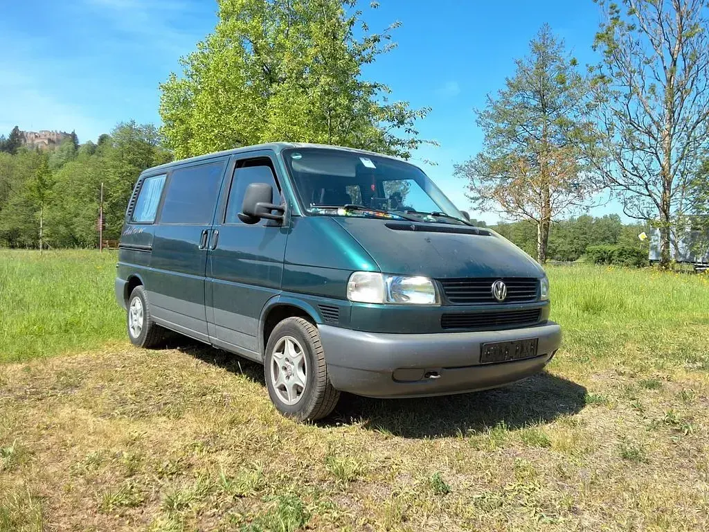 Second-hand VW Multivan 116 CP (85 kW) 1996 Verde Monovolum