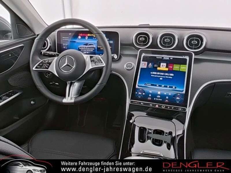 Gebraucht Mercedes C200 Advanced 204 PS (150 kW) 2024 Selenitgrau metallic Kombi