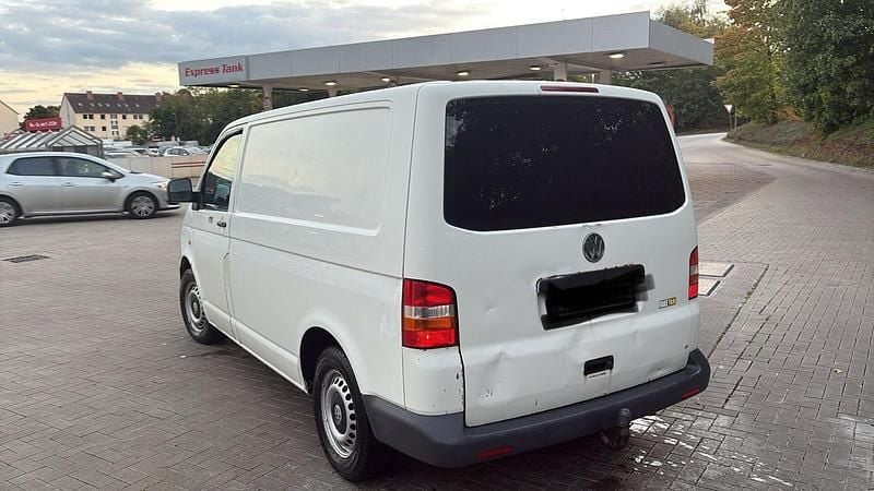 Weiß Gebraucht 2004 VW T5 Van | 3.333 € (Guter Preis) - Bild 1/4