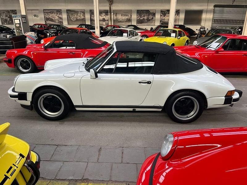 Gebraucht Porsche 911 218 PS (160 kW) 1989 Weiß Cabrio