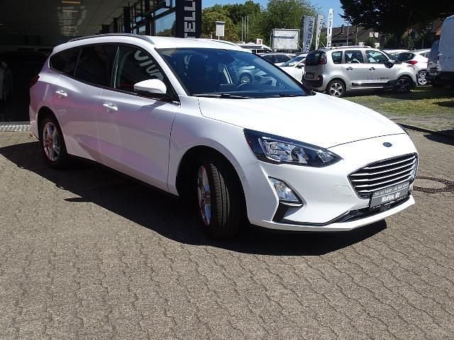 Gebraucht Ford Focus Cool & Connect 150 PS (110 kW) 2021 Weiß Limousine