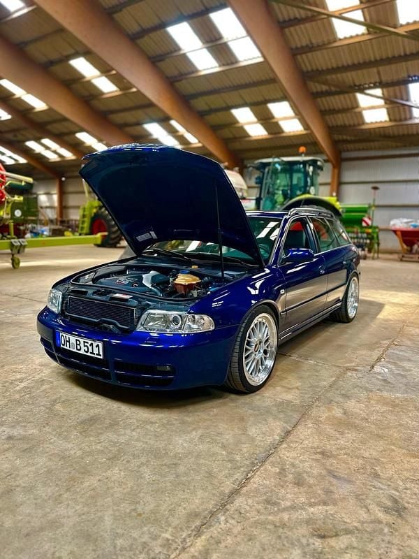 Blau Gebraucht 1999 Audi S4 Design Kombi | 16.300 € (Fairer Preis) - Bild 1/4