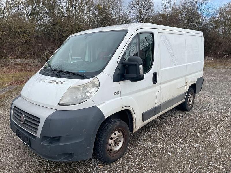 Gebraucht Fiat Ducato 101 PS (74 kW) 2011 Weiß Van