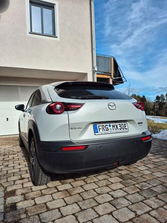 Gebraucht Mazda MX30 Edition 106 kW (145 PS) 2021 Weiß SUV