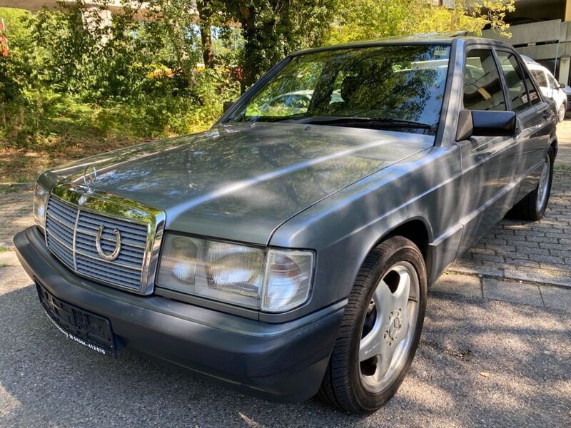Gebraucht Mercedes 190 109 PS (80 kW) 1992 Grau metallic Limousine