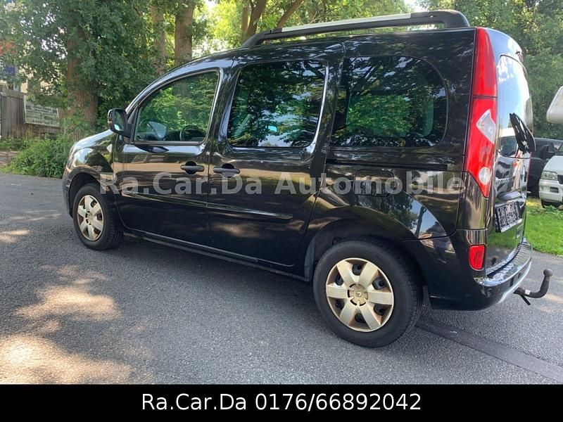 Gebraucht Renault Kangoo Privilege 106 PS (77 kW) 2010 Schwarz Kombi