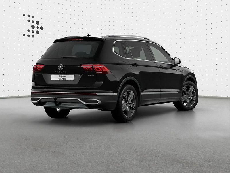 Gebraucht VW Tiguan Allspace Elegance 200 PS (147 kW) 2023 Deep black perleffekt SUV