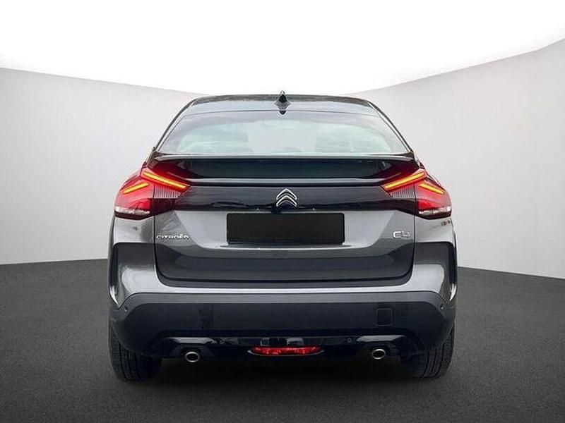 Gebraucht Citroën C4 Feel 131 PS (96 kW) 2023 Grau Limousine