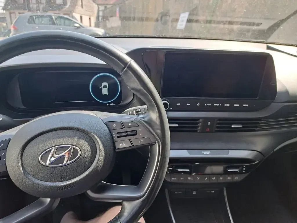 Gebraucht Hyundai i20 Trend 101 PS (74 kW) 2020 Blau Kleinwagen