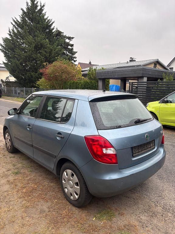 Gebraucht Skoda Fabia 60 PS (44 kW) 2009 Limousine