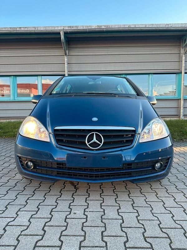 Gebraucht Mercedes A160 95 PS (69 kW) 2009 Blau Kleinwagen