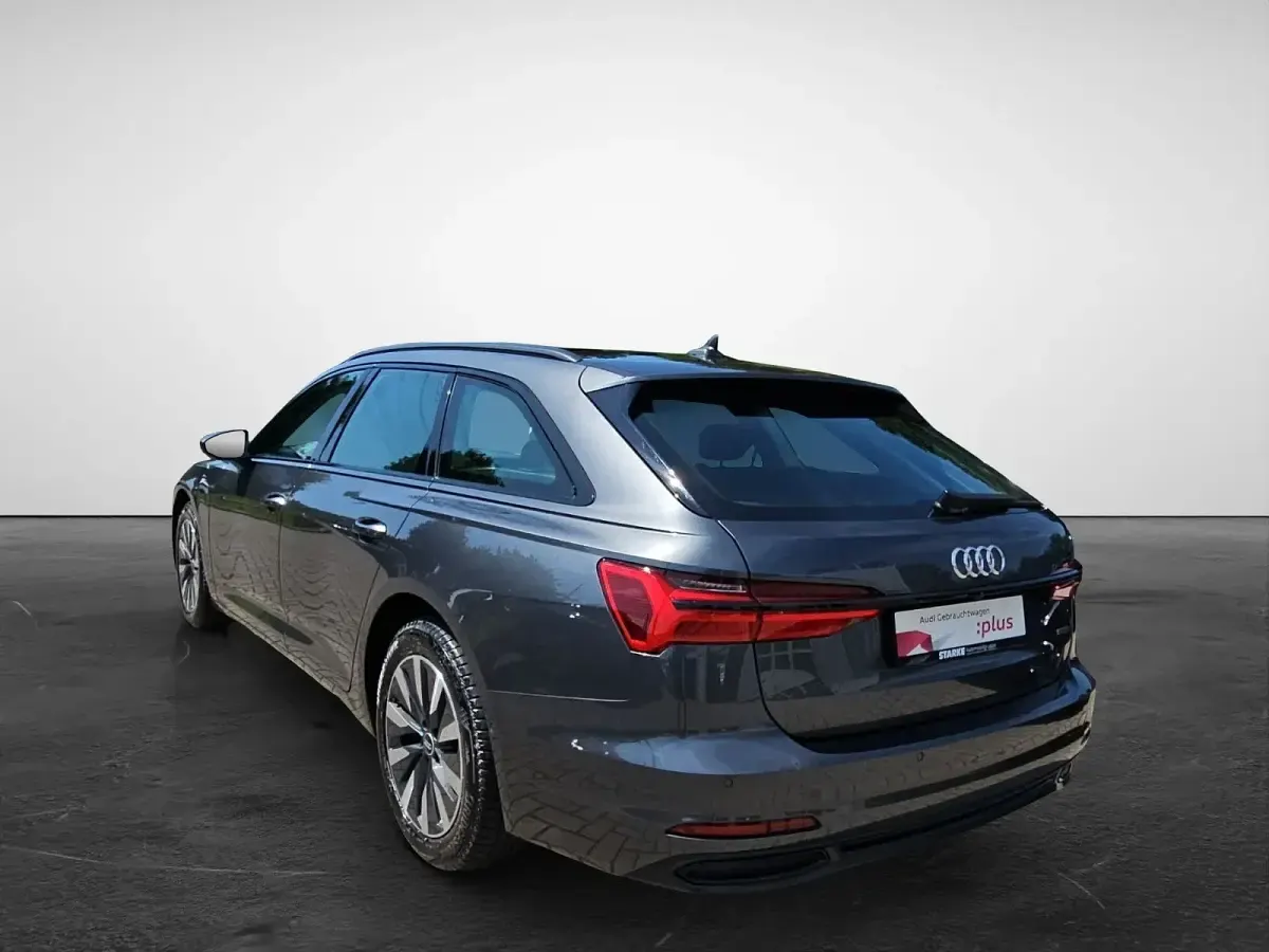 Gebraucht Audi A6 Ambiente 245 PS (180 kW) 2021 Brillantschwarz Kombi