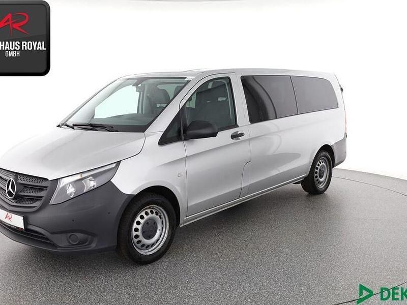 Silber Gebraucht 2020 Mercedes Vito Van / Kleinbus | 36.480 € (Fairer Preis) - Bild 1/4