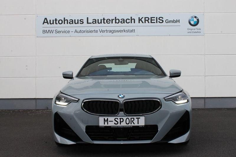 Gebraucht BMW 220 M Sport 184 PS (135 kW) 2022 Grau Coupé