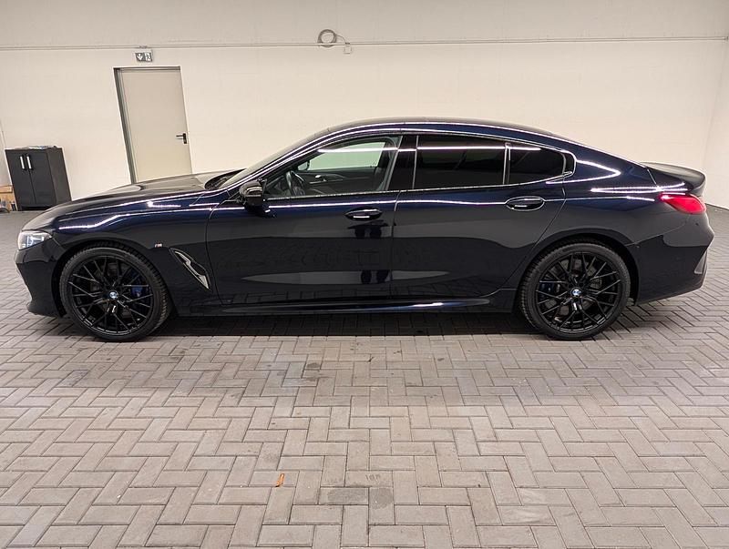 Gebraucht BMW M850 Performance 530 PS (389 kW) 2024 Carbonschwarzmet. Coupé