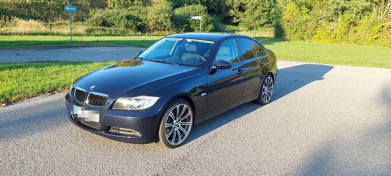 Gebraucht BMW 320 Performance 150 PS (110 kW) 2007 Blau Limousine
