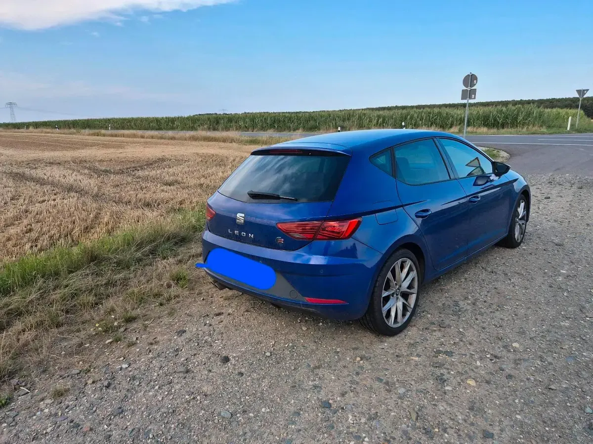 Gebraucht Seat Leon FR 150 PS (110 kW) 2019 Blau Limousine
