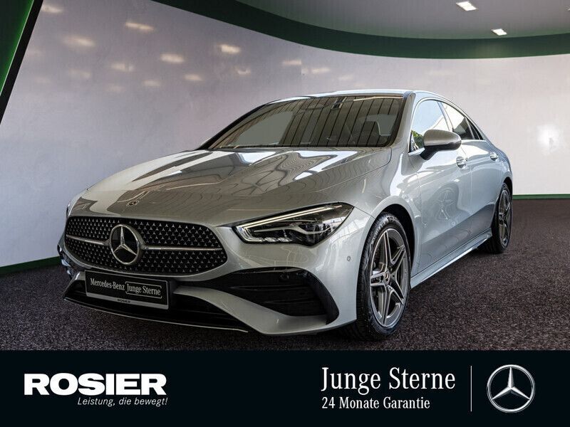 Silber / hightechsilber (metallic) Gebraucht 2024 Mercedes CLA200 AMG Coupé | 41.890 € (Teuer) - Bild 1/4