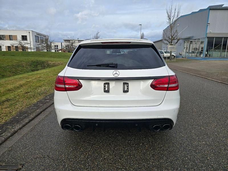 Gebraucht Mercedes C43 AMG AMG 367 PS (269 kW) 2016 Weiß Limousine