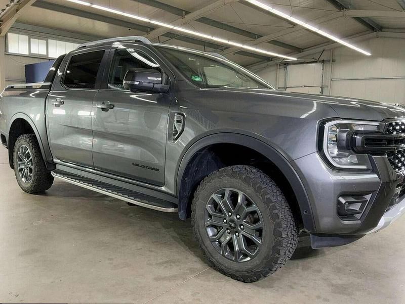 Gebraucht Ford Ranger Wildtrack 241 PS (177 kW) 2024 Grau Pickup