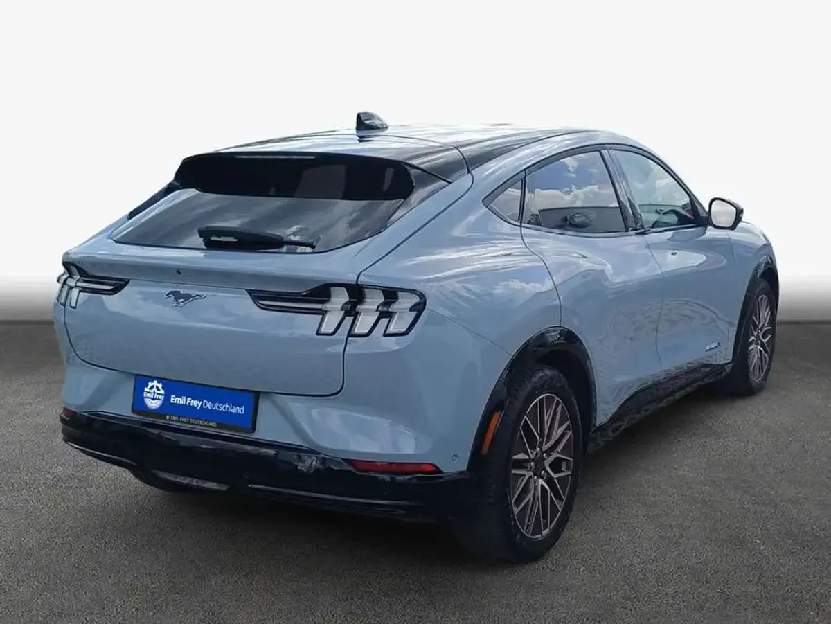 Gebraucht Ford Mustang Mach-E Premium 216 kW (294 PS) 2025 Glacier grey metallic SUV