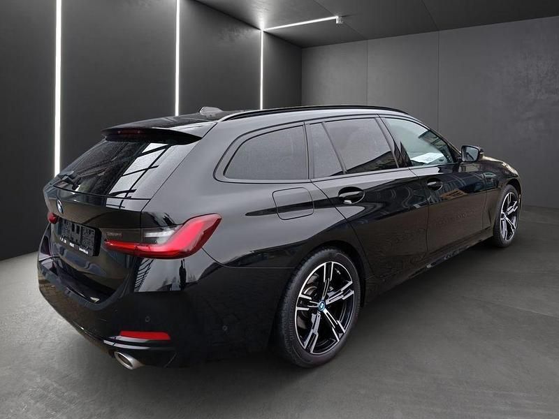 Gebraucht BMW 320 Sport Line 184 PS (135 kW) 2024 Schwarz uni Kombi