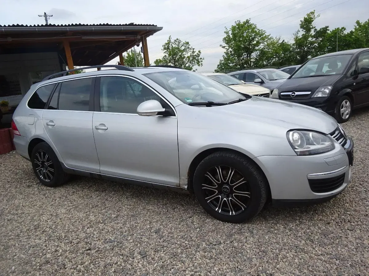 Gebraucht VW Golf VI Comfortline 140 PS (102 kW) 2008 Silber Kleinwagen
