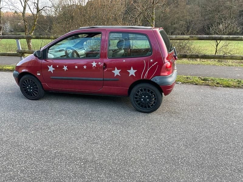 Gebraucht Renault Twingo 75 PS (55 kW) 2006 Rot Kleinwagen
