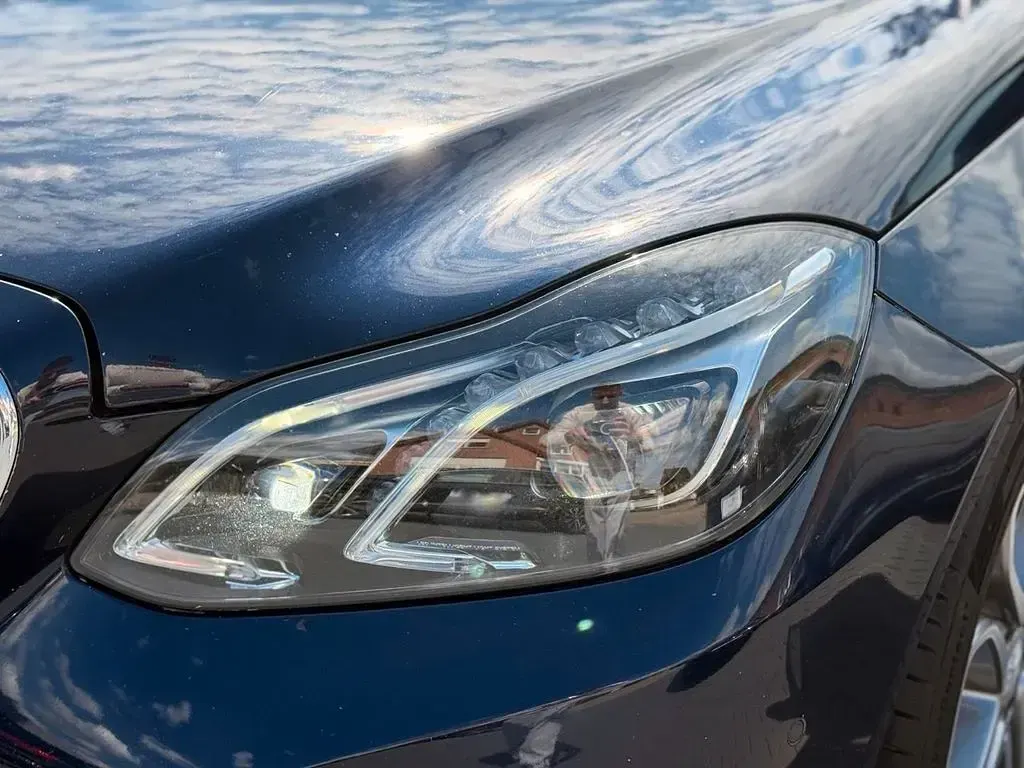 Gebraucht Mercedes E300 231 PS (169 kW) 2013 Blau Kombi