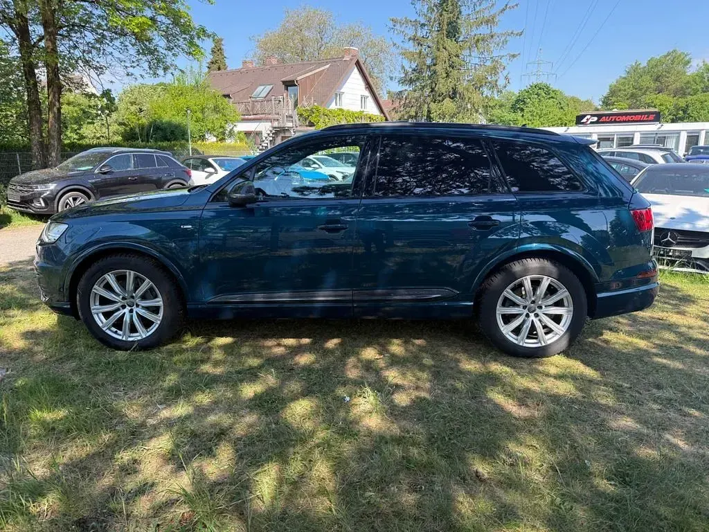 Używany Audi Q7 S-line plus 286 KM (210 kW) 2019 Niebieski SUV