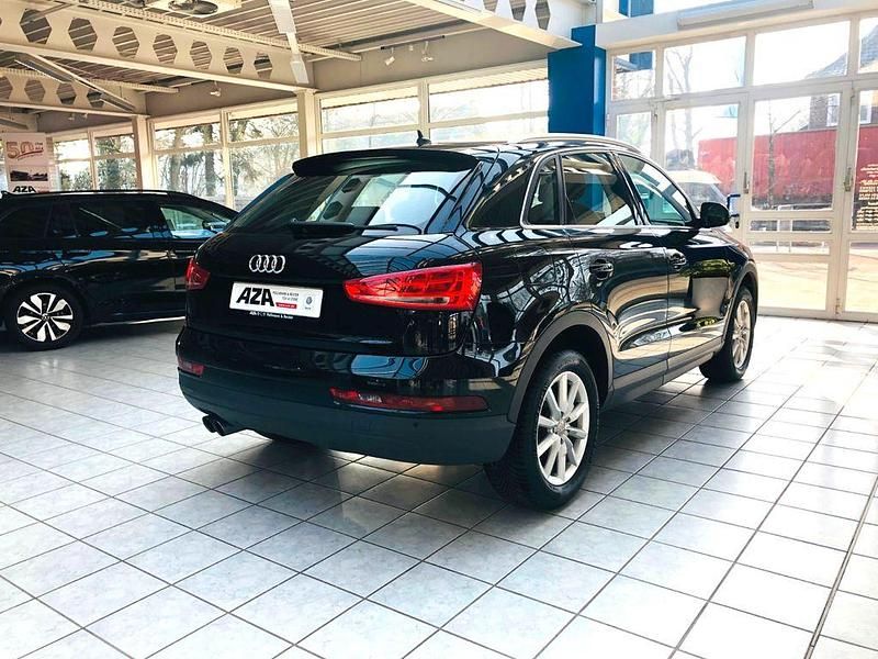 Gebraucht Audi Q3 Basis 125 PS (91 kW) 2017 Schwarz SUV