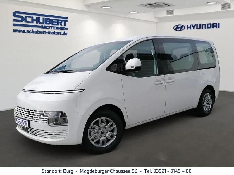 Creamy white / sol Neu 2025 Hyundai Staria Trend Van | 47.990 € (Superpreis) - Bild 1/1