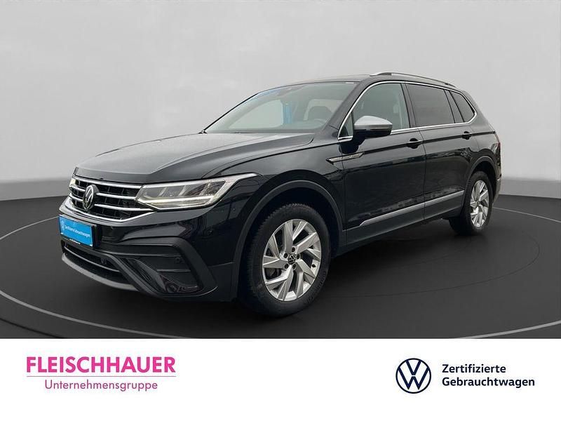 Schwarz Gebraucht 2024 VW Tiguan Allspace Life SUV | 37.990 € (Fairer Preis) - Bild 1/4