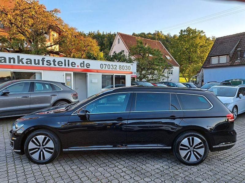 Gebraucht VW Passat GTE 156 PS (114 kW) 2017 Schwarz Kombi
