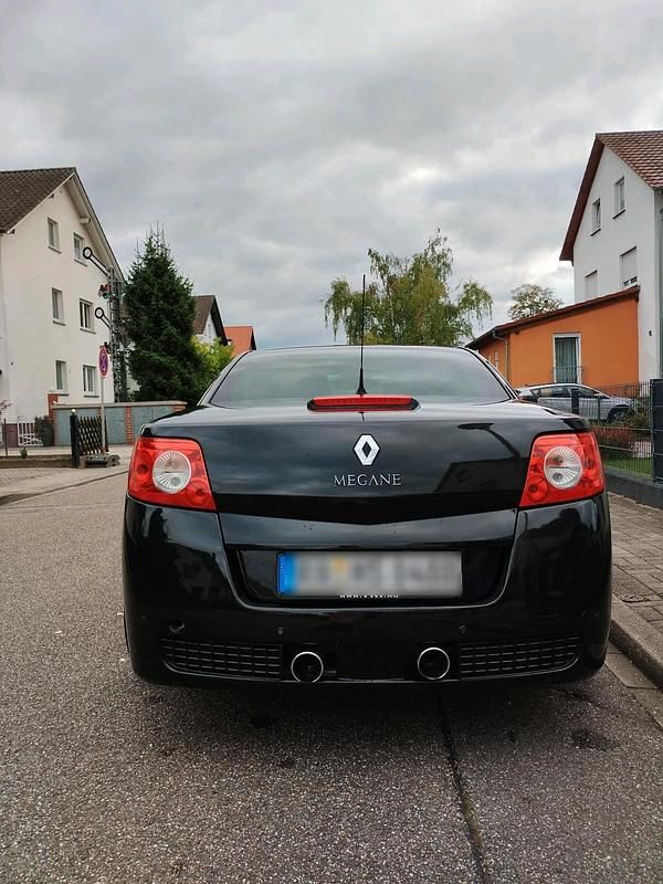 Gebraucht Renault Mégane Cabriolet 135 PS (99 kW) 2004 Schwarz Cabrio