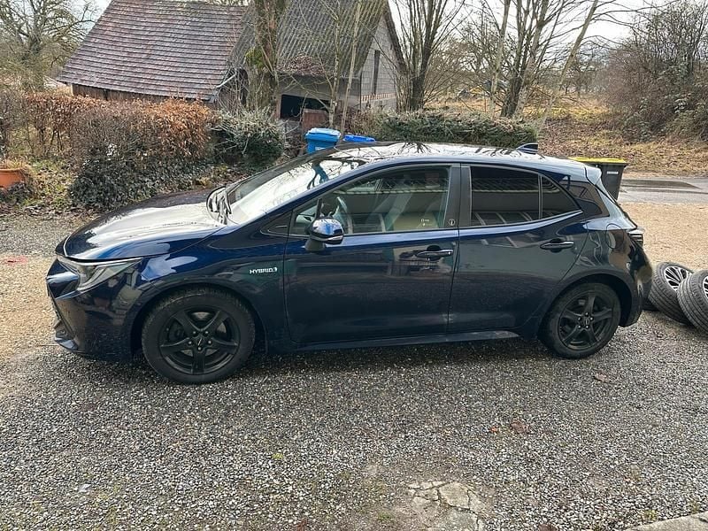 Gebraucht Toyota Corolla 152 PS (111 kW) 2021 Blau Limousine