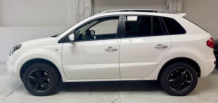 Weiß Gebraucht 2011 Renault Koleos SUV | 6.800 € (Fairer Preis) - Bild 1/3