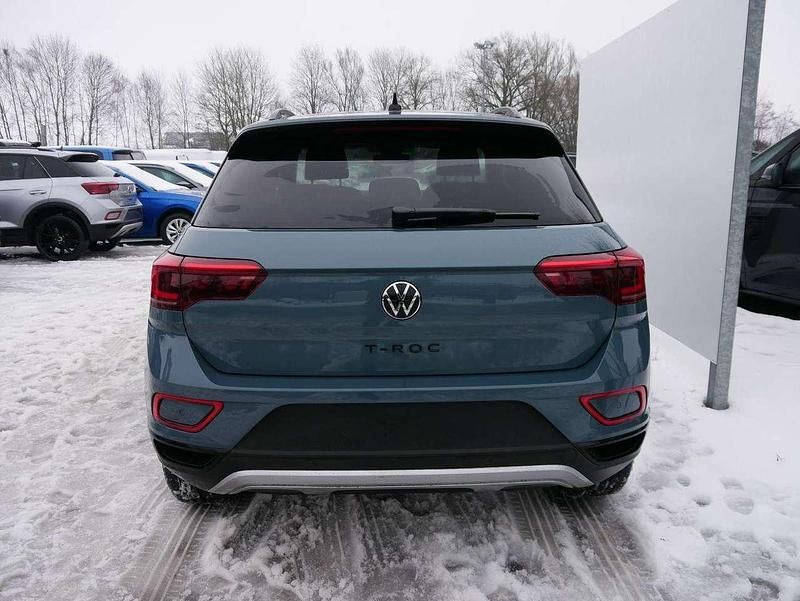 Neu VW T-Roc Style 150 PS (110 kW) 2026 Ravenna blue metallic SUV