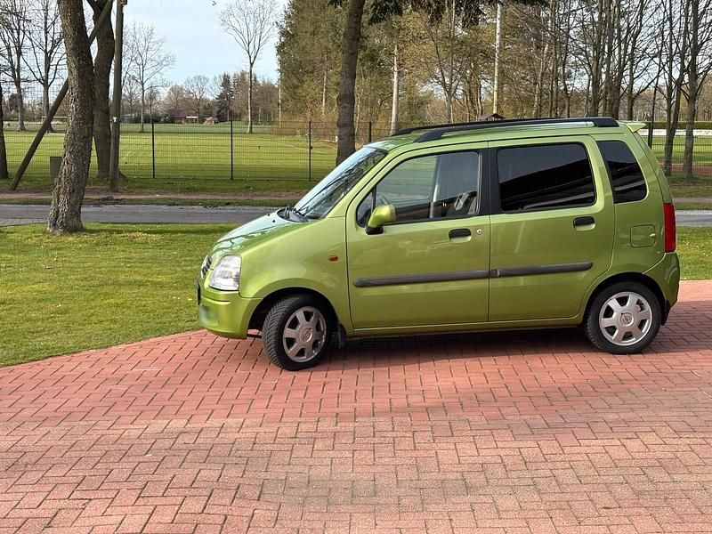 Second-hand Opel Agila 75 CP (55 kW) 2000 Verde Monovolum