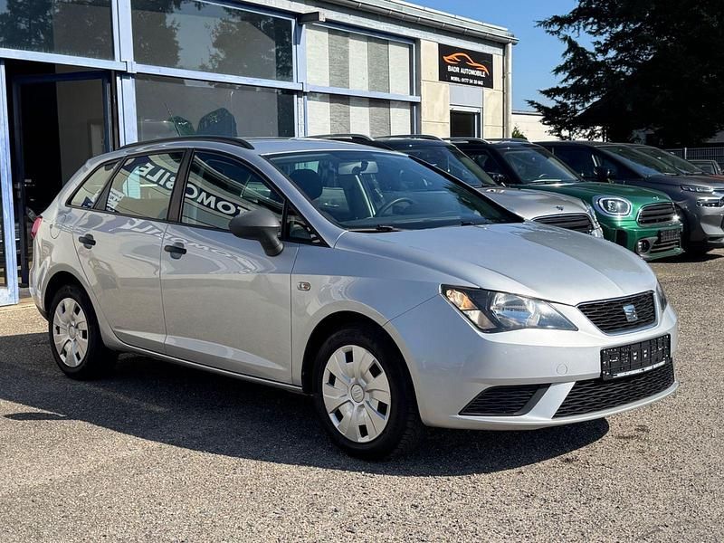 Silber Gebraucht 2016 Seat Ibiza ST Reference Kombi | 5.999 € (Fairer Preis) - Bild 1/4