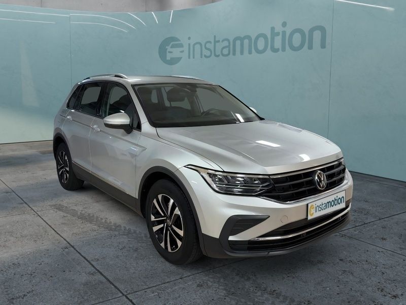 Silber Gebraucht 2021 VW Tiguan United SUV | 30.006 € (Fairer Preis) - Bild 1/3