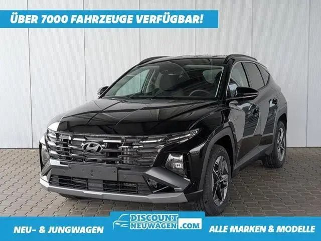 Abyss black metallic Neu 2025 Hyundai Tucson GO! SUV | 28.700 € (Superpreis) - Bild 1/4