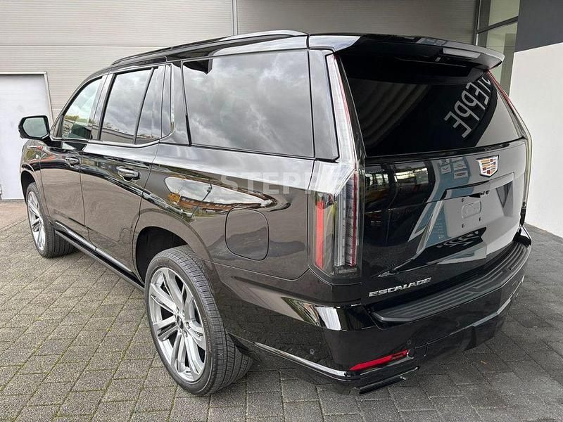 Neu Cadillac Escalade 426 PS (313 kW) 2025 Schwarz SUV