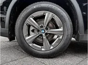 Neu BMW X1 136 PS (100 kW) 2026 Schwarz (schwarz uni) SUV