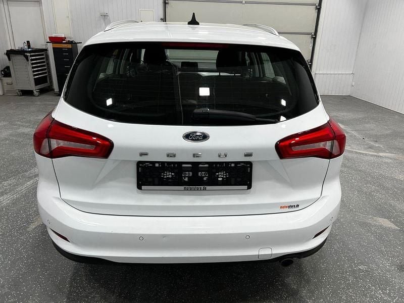 Gebraucht Ford Focus 120 PS (88 kW) 2021 Weiß Kombi