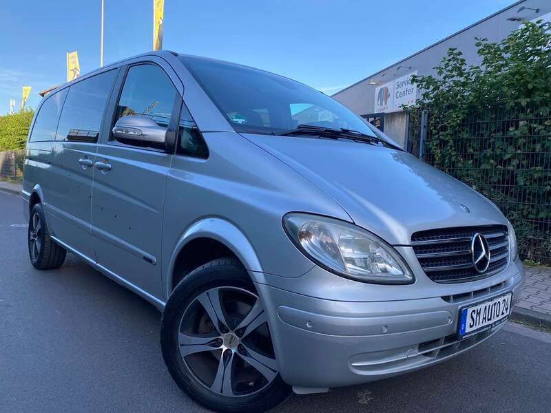 Silber Gebraucht 2007 Mercedes Viano Van / Kleinbus | 9.590 € (Fairer Preis) - Bild 1/4