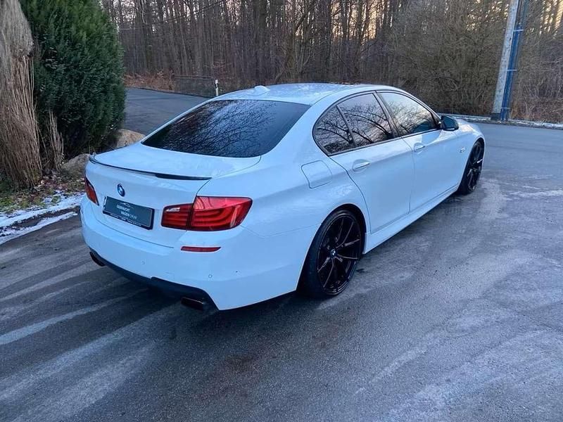 Gebraucht BMW 535 Comfort Edition 313 PS (230 kW) 2013 Alpinweiss iii Limousine