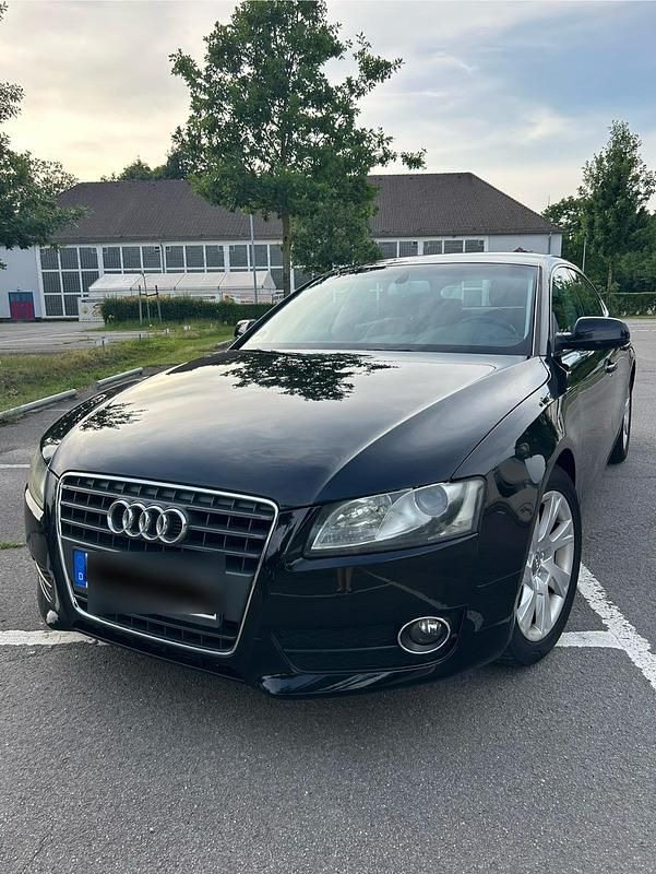 Schwarz Gebraucht 2011 Audi A5 Coupé | 8.500 € - Bild 1/4