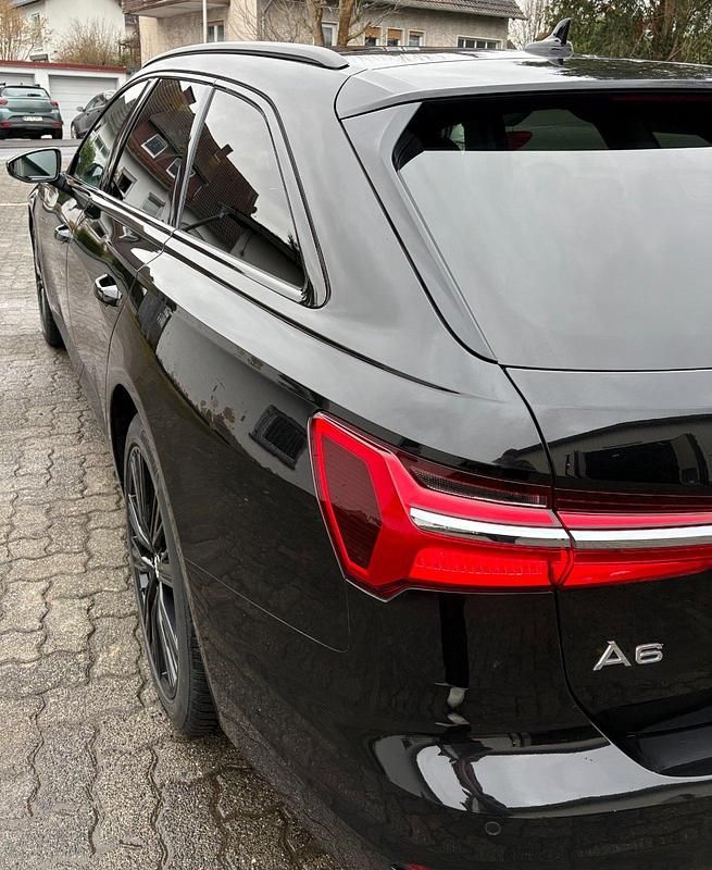 Gebraucht Audi A6 Comfort 231 PS (169 kW) 2020 Schwarz Kombi