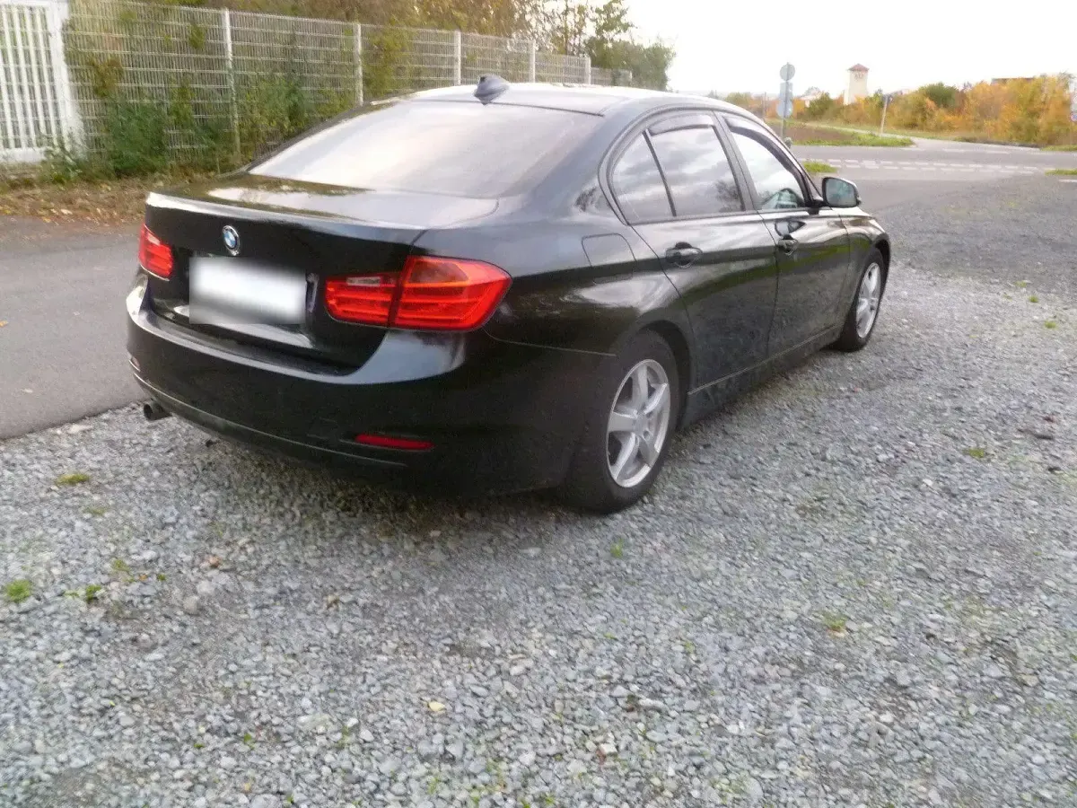 Używany BMW 320 Efficient Dynamics 163 KM (119 kW) 2014 Czarny Sedan/Limuzyna